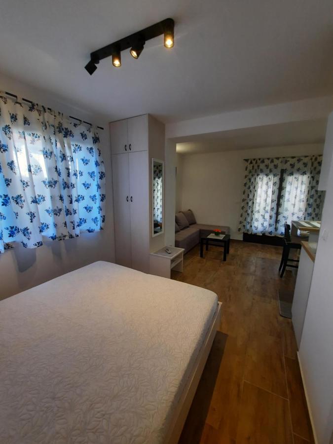 Manda Ljubetic Sutivan Exterior foto