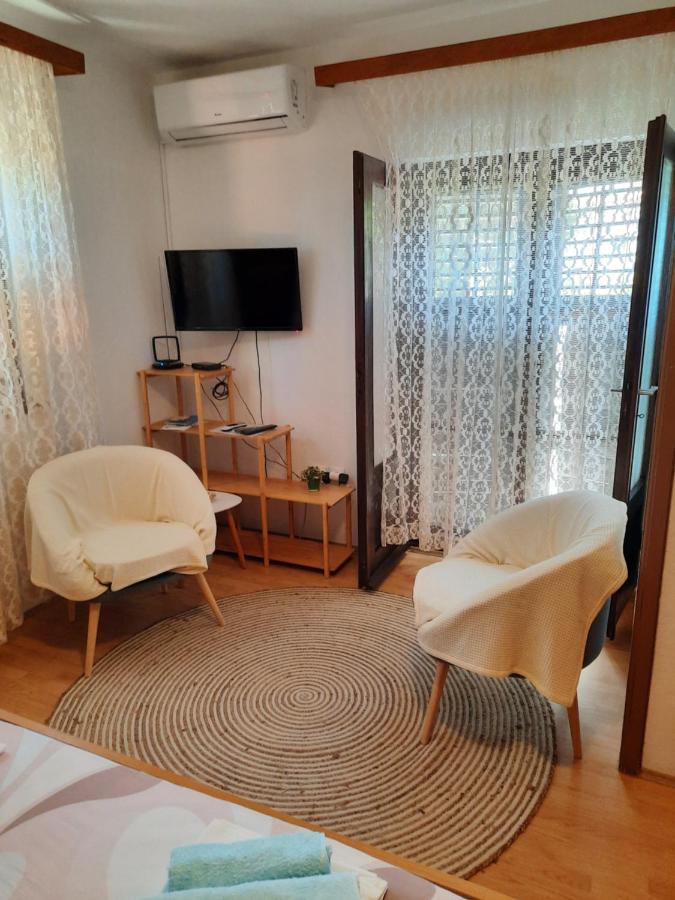 Manda Ljubetic Sutivan Exterior foto