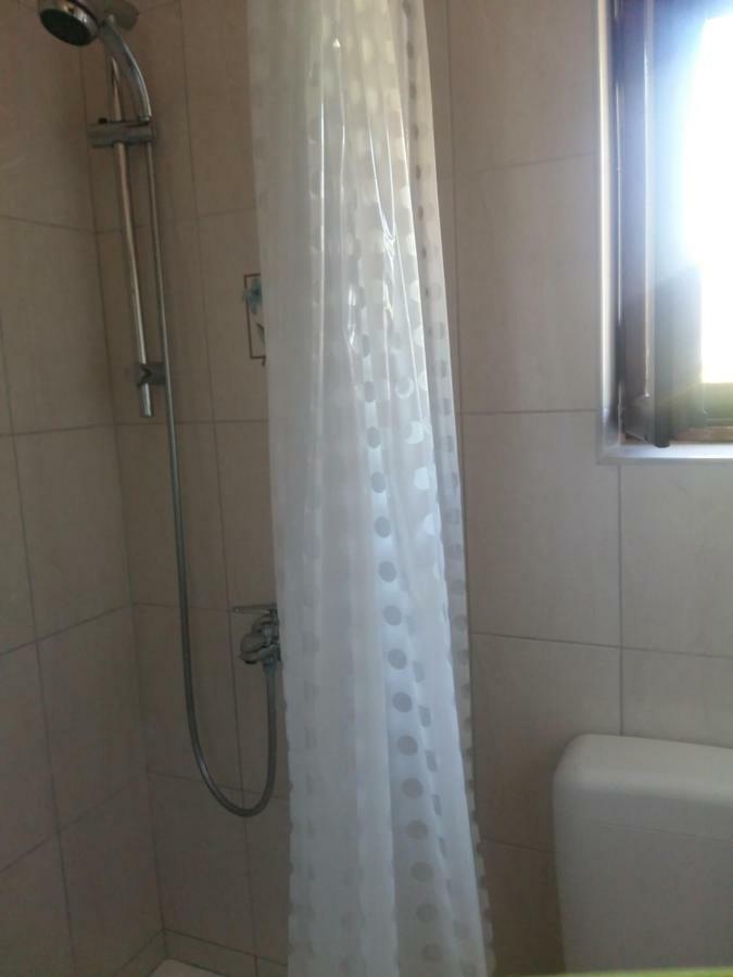 Manda Ljubetic Sutivan Exterior foto