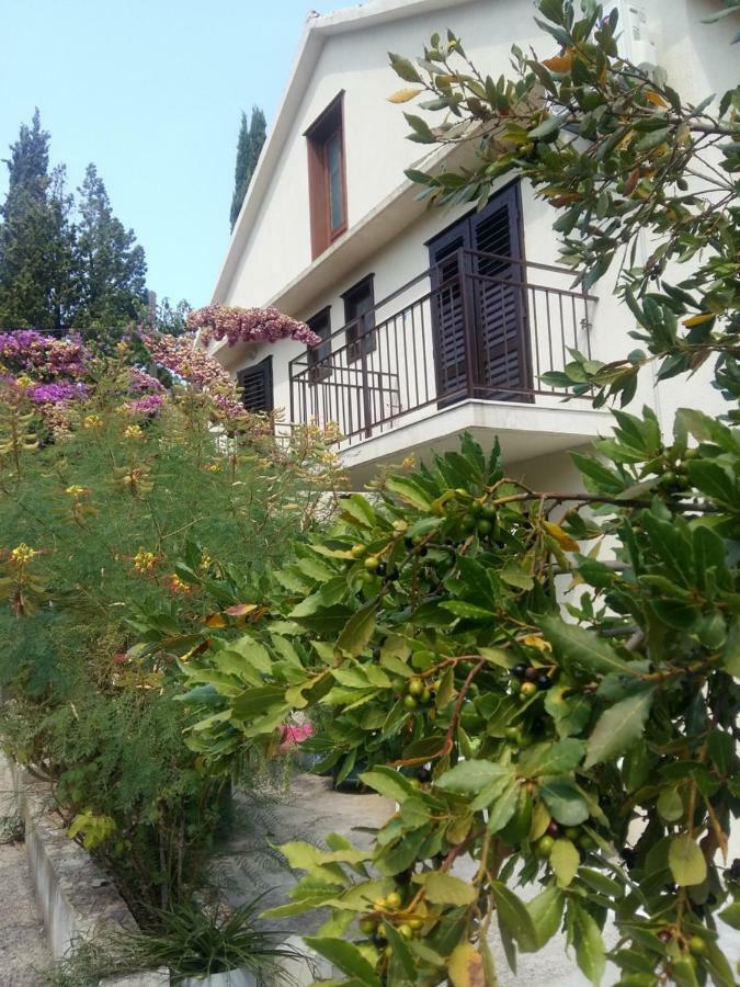 Manda Ljubetic Sutivan Exterior foto