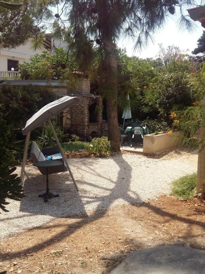 Manda Ljubetic Sutivan Exterior foto